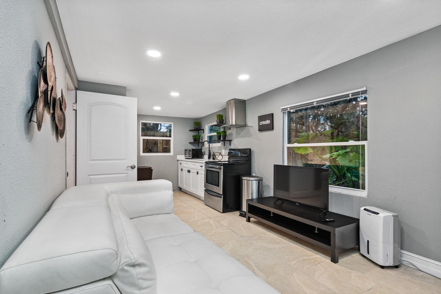 Modern House In Clearwater With Access To A Shared Swimming Pool Apartman Safety Harbor Kültér fotó
